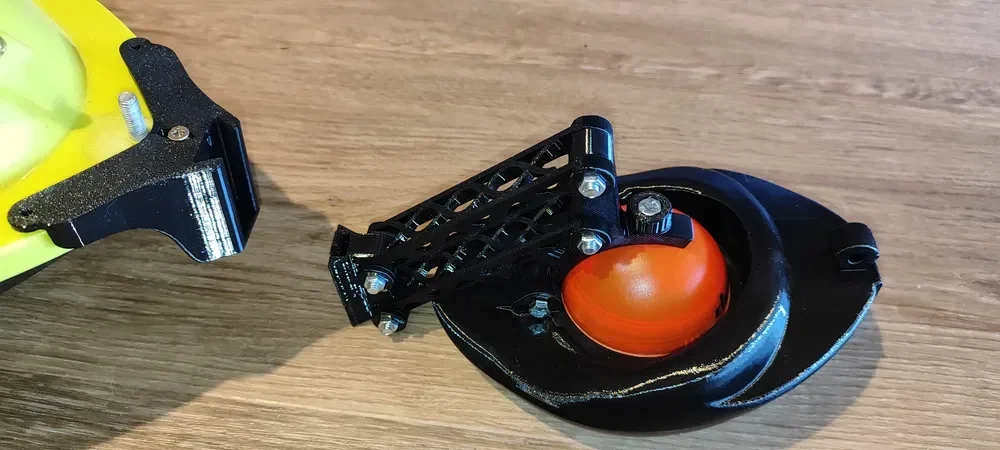Uchwyt szybkozłączny Deeper PRO CHIRP pływak do łódki zanętowej — zdjęcie 6